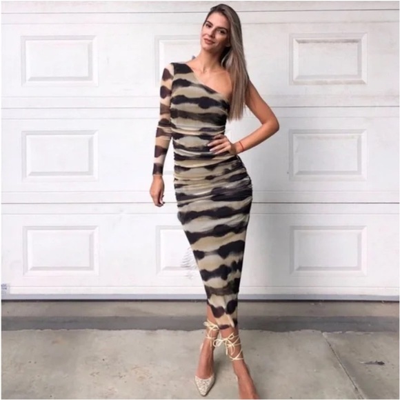 🦋 Bloggers Favorite 🦋 Zara Tie Dye Print Tulle Dress Size S - Picture 1 of 16